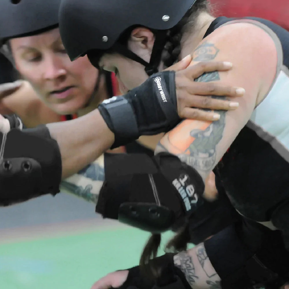 187-DERBY-Wrist-Guard-Lifestyle_1