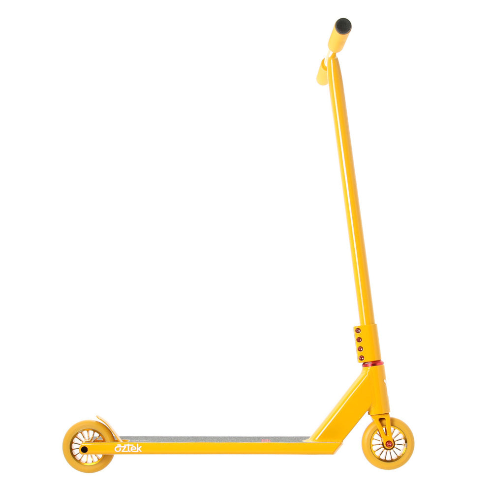 Aztek-Architect-Scooter-Yellow-Side