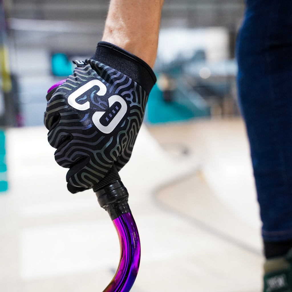 Core-Protection-Aero-Gloves-Neochrome-Gripping-Bike-Bar