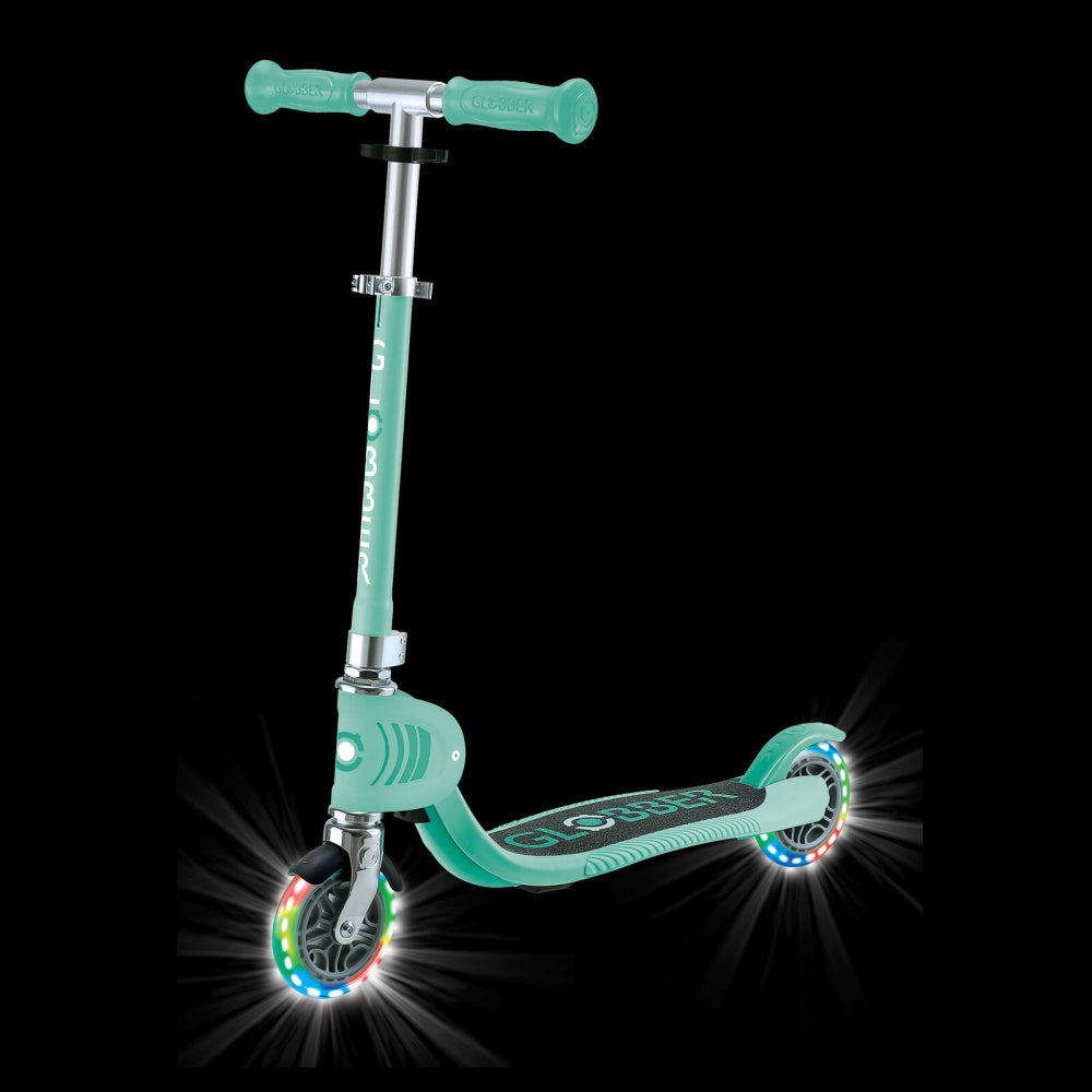 Globber-Flow-Fold-JNR-Lights-Mint-Showing-Lights