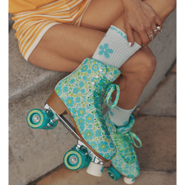 Impala-Roller-Skate-Ditsy-Blue-Lifestyle