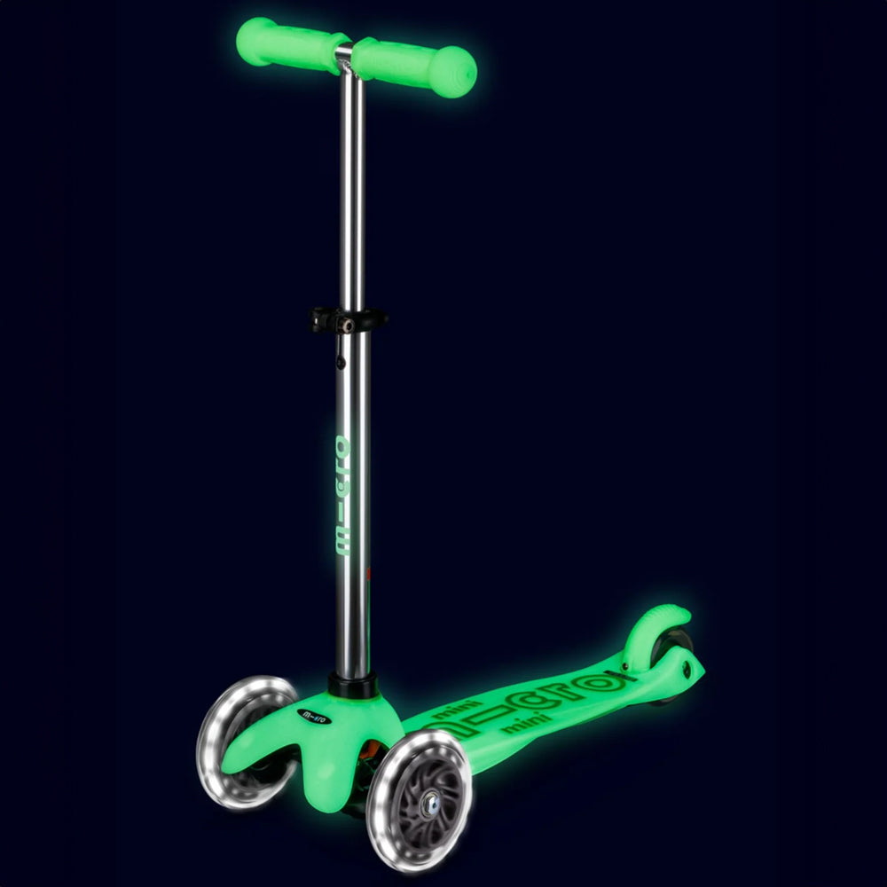 Micro-Mini-Deluxe-Glow-LED-Scooter-Icy-Green-Glow