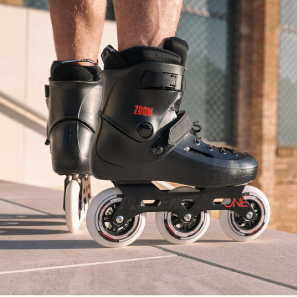 powerslide-one-zoom-black-100-Lifestyle-View